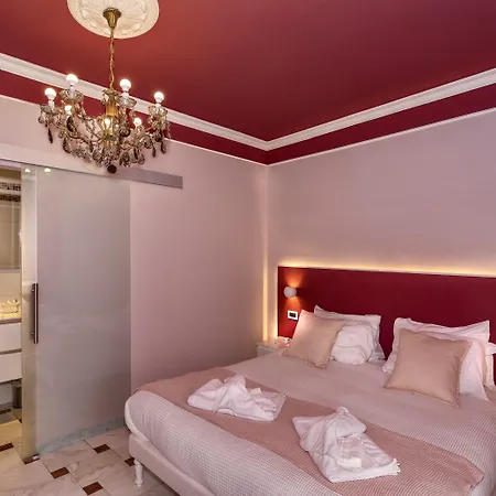 Bed & Breakfast Martina Classic & Luxury 4*