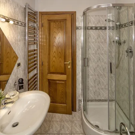 Martina Classic & Luxury